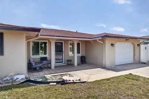 10237 Oak Hill Drive Port Richey FL 34668