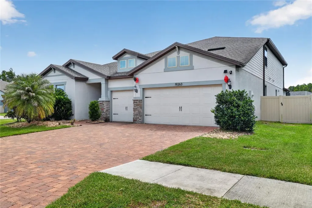 19263 Briarbrook Drive Tampa FL 33647