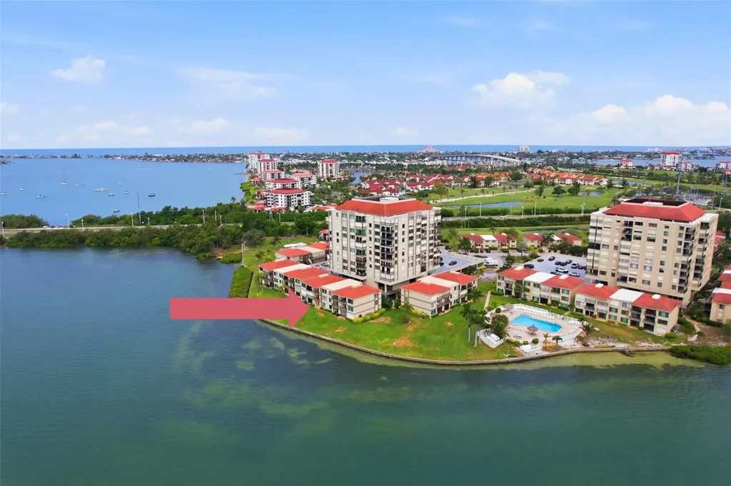 6372 Palma Del Mar Boulevard S St Petersburg FL 33715