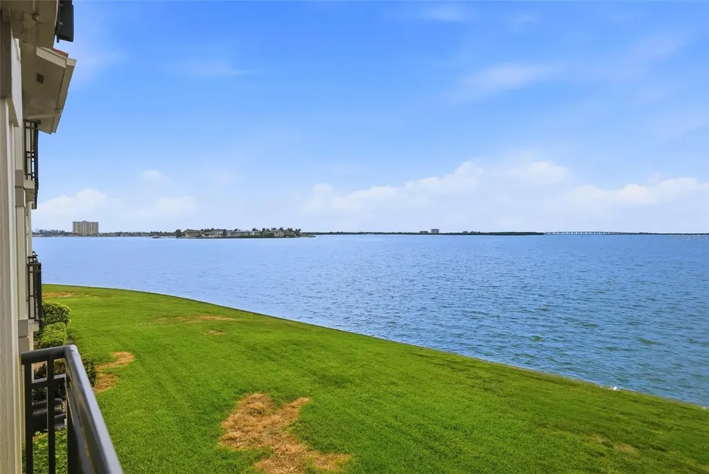 6372 Palma Del Mar Boulevard S St Petersburg FL 33715