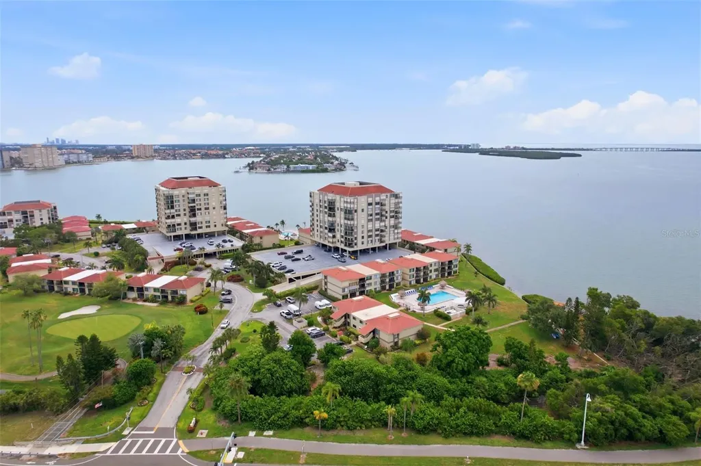 6372 Palma Del Mar Boulevard S St Petersburg FL 33715