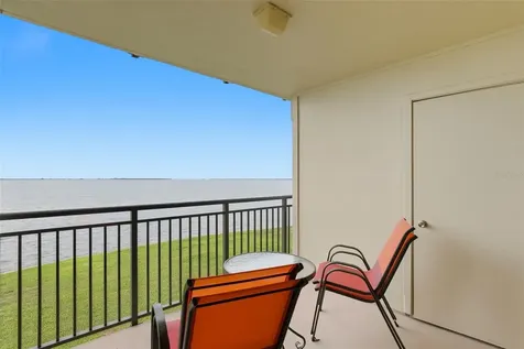 6372 Palma Del Mar Boulevard S St Petersburg FL 33715