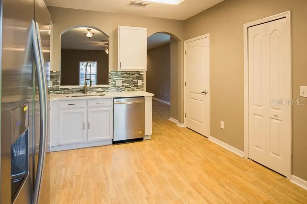 5879 Fishhawk Ridge Drive Lithia FL 33547