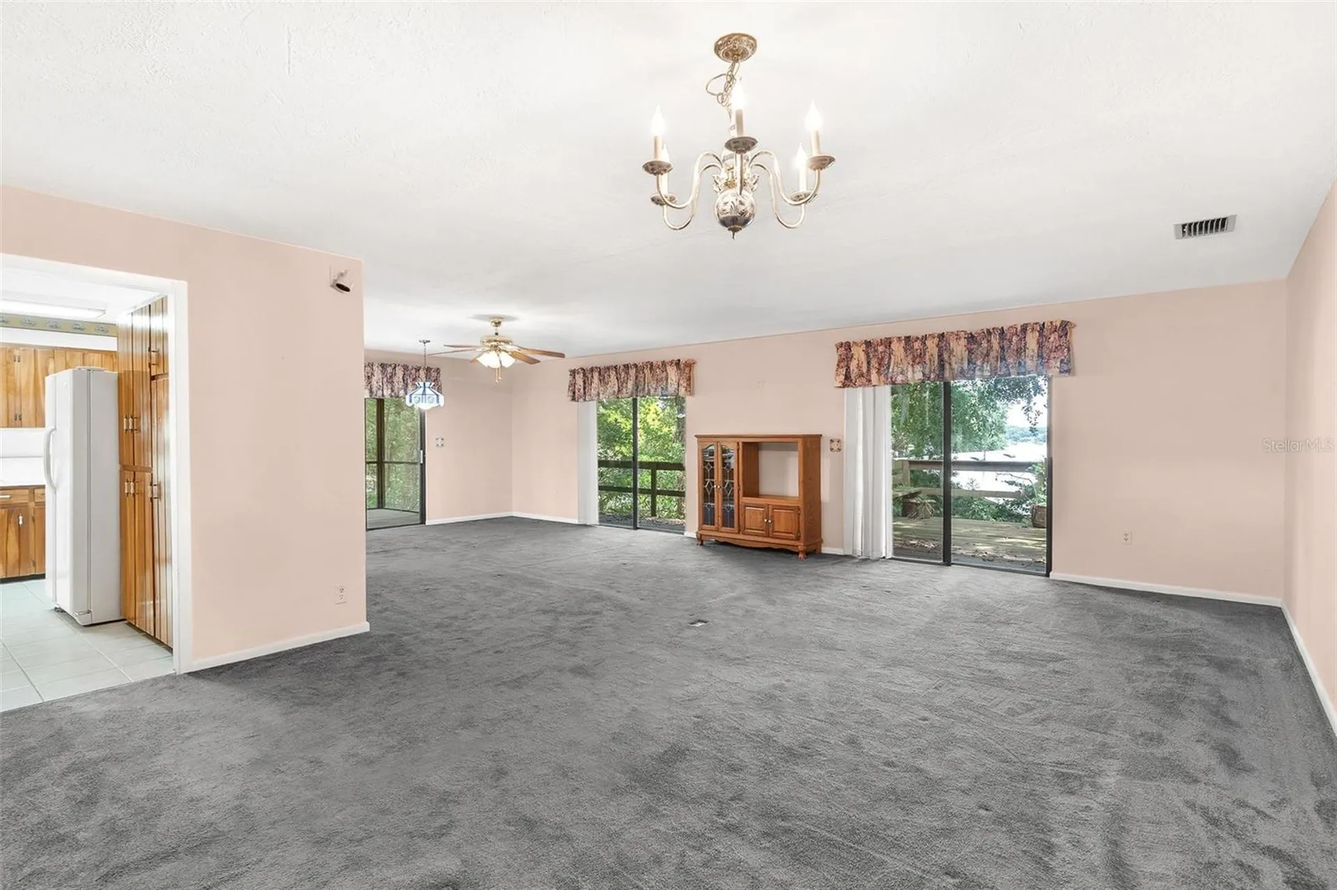 1214 W Crooked Lake Place Eustis FL 32726