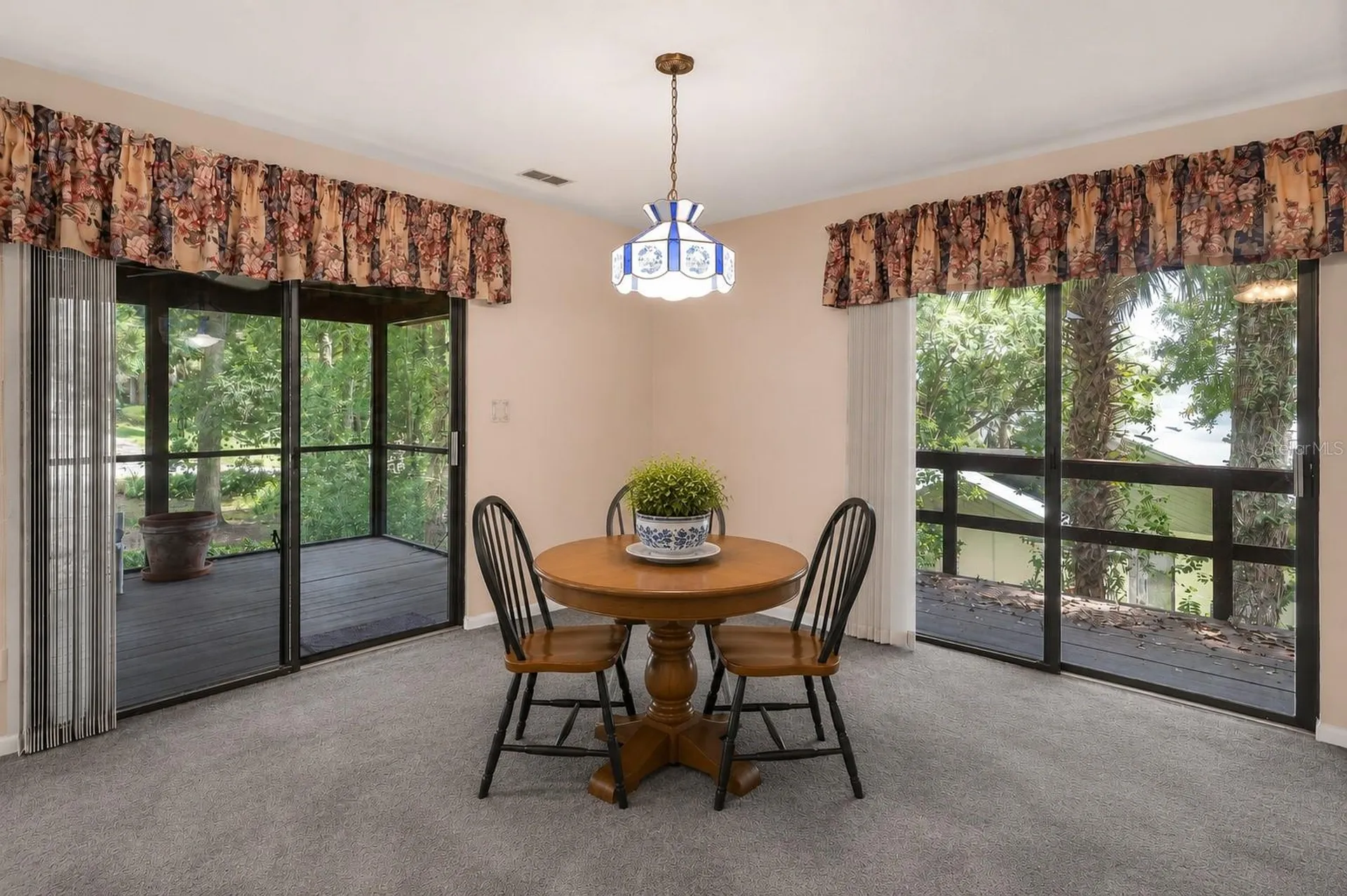 1214 W Crooked Lake Place Eustis FL 32726