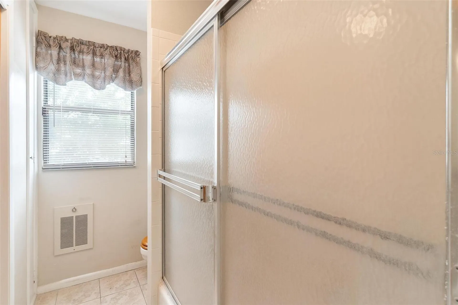 1214 W Crooked Lake Place Eustis FL 32726