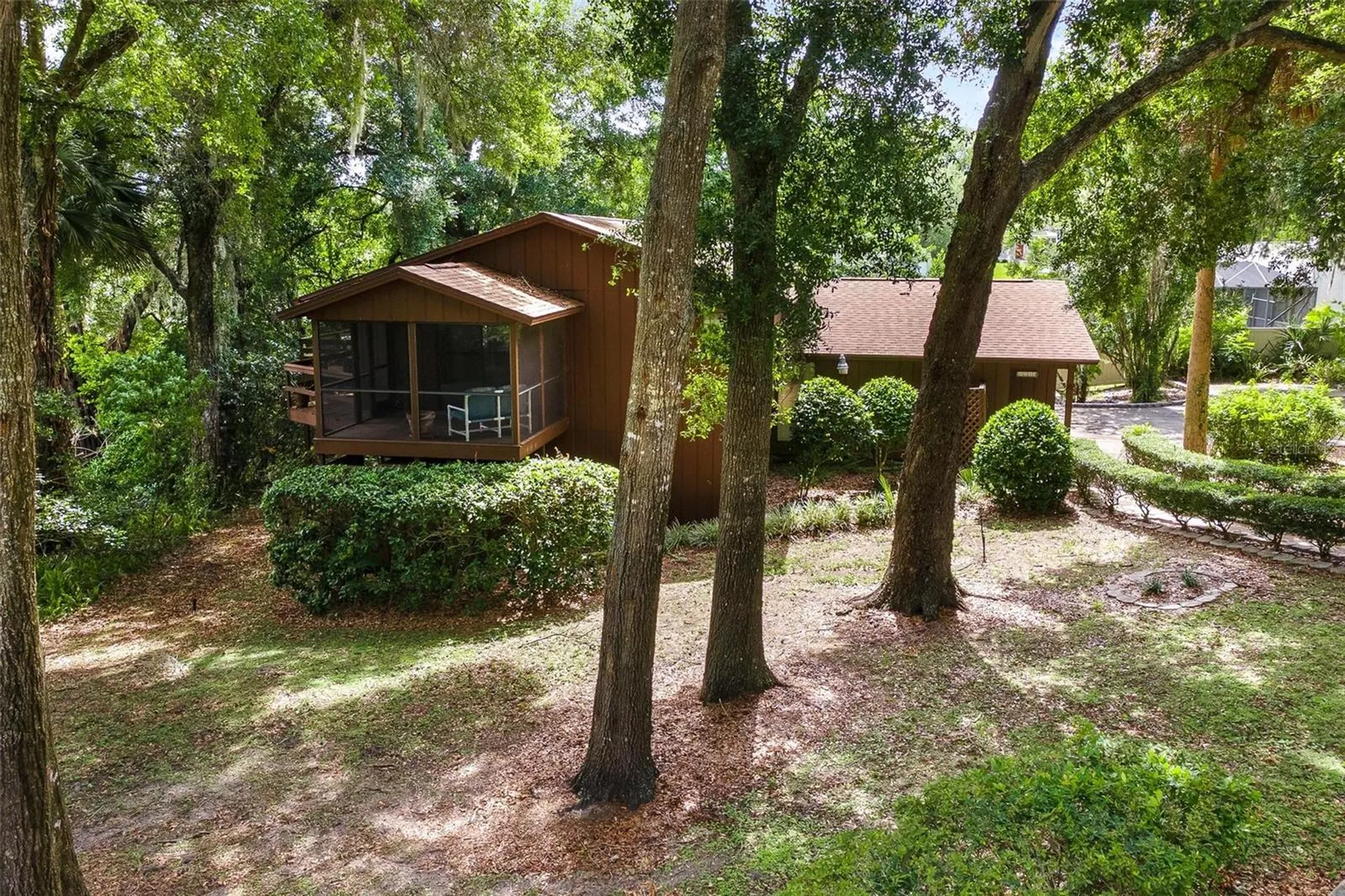 1214 W Crooked Lake Place Eustis FL 32726
