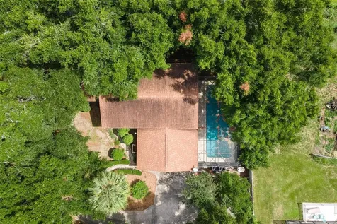 1214 W Crooked Lake Place Eustis FL 32726