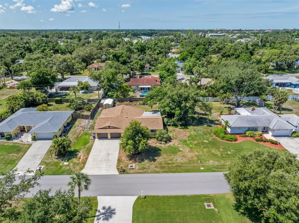 1505 Pine Street E Nokomis FL 34275
