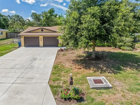 1505 Pine Street E Nokomis FL 34275