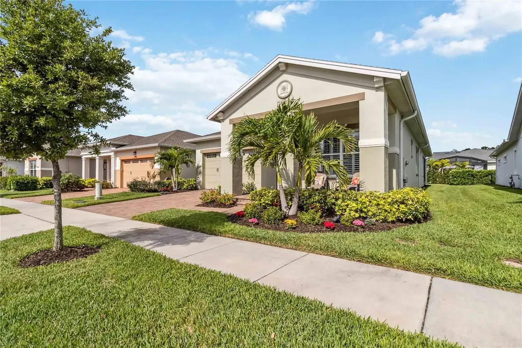 2748 Greenlands Street St Cloud FL 34772