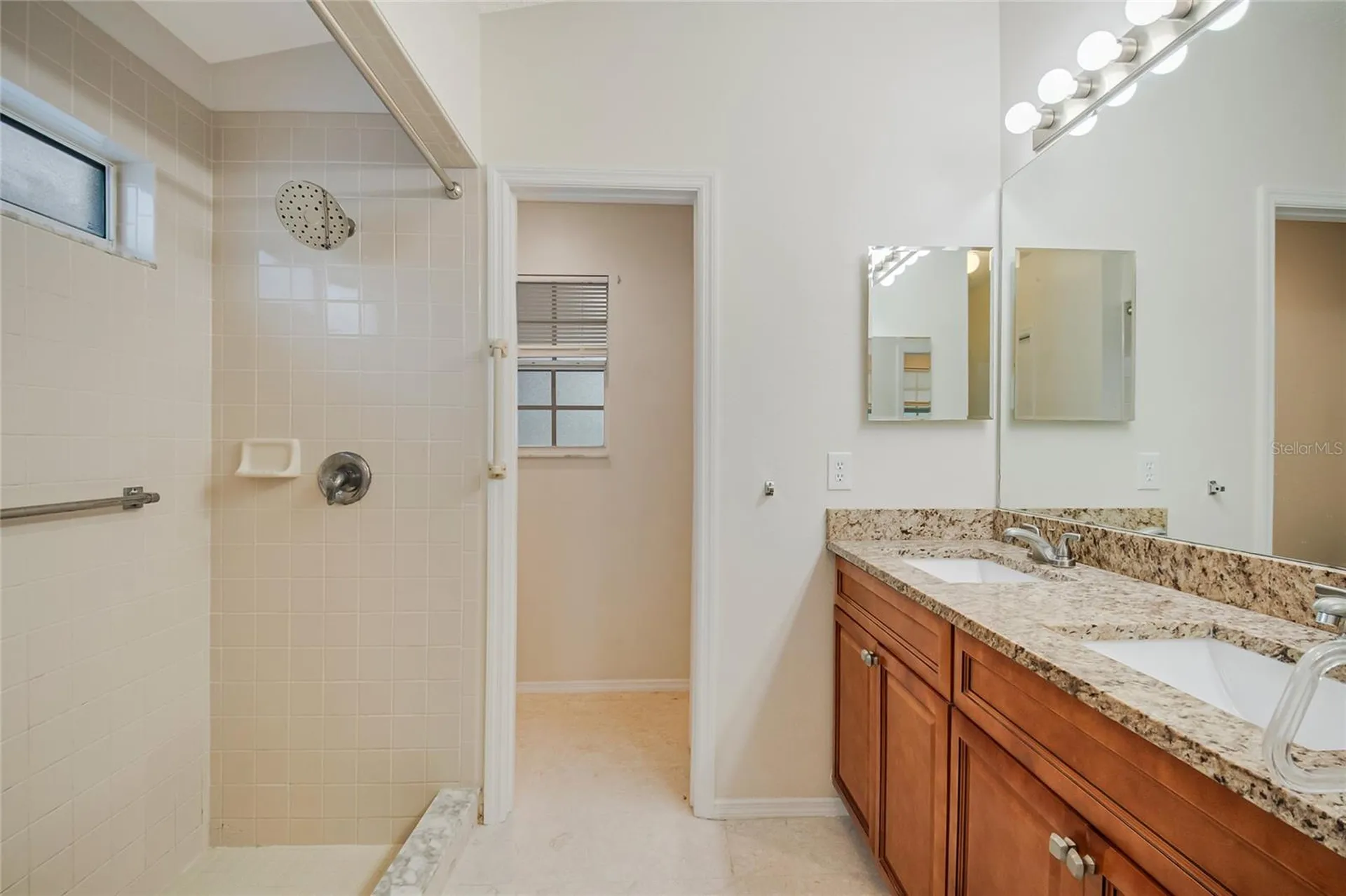 1542 Brook Hollow Drive Orlando FL 32824
