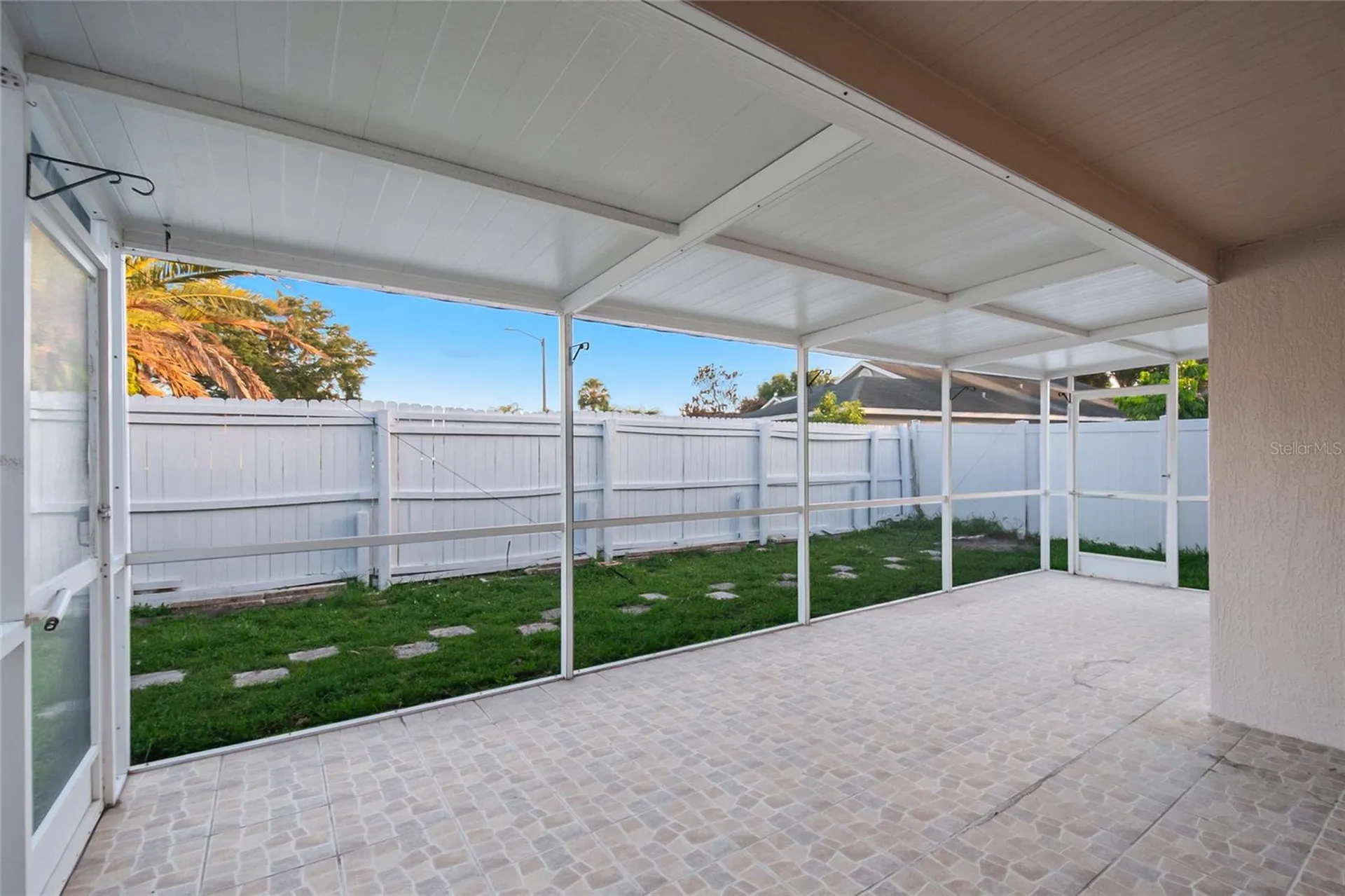1542 Brook Hollow Drive Orlando FL 32824