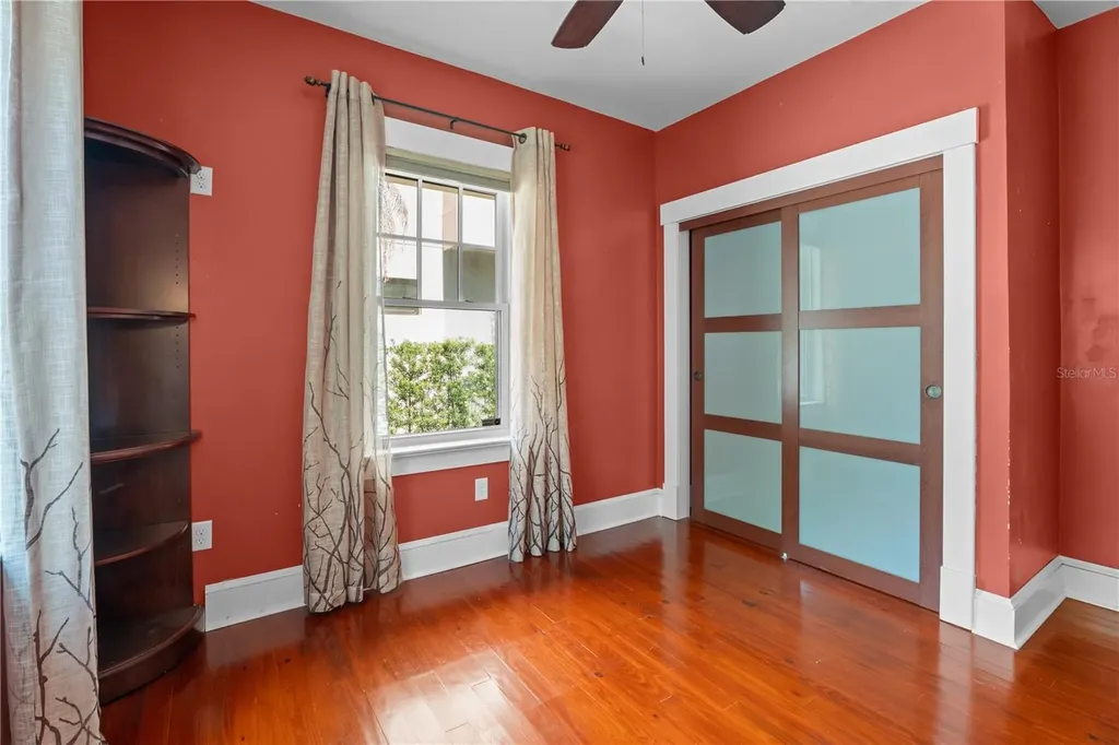 613 E Pine Street Orlando FL 32801