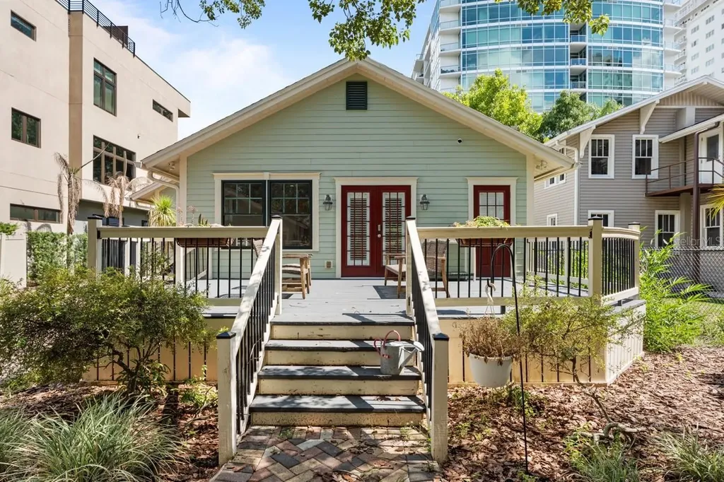613 E Pine Street Orlando FL 32801