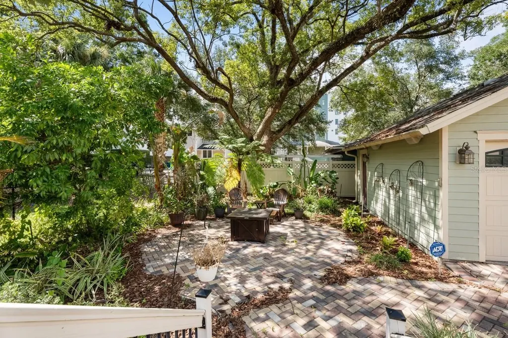 613 E Pine Street Orlando FL 32801