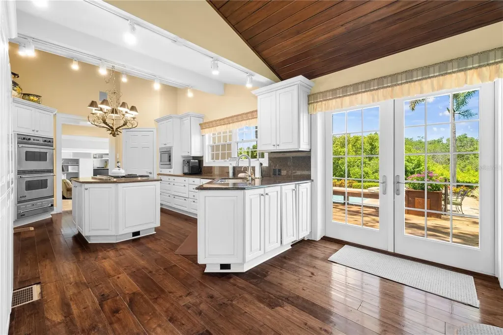 6305 Burning Tree Drive Seminole FL 33777