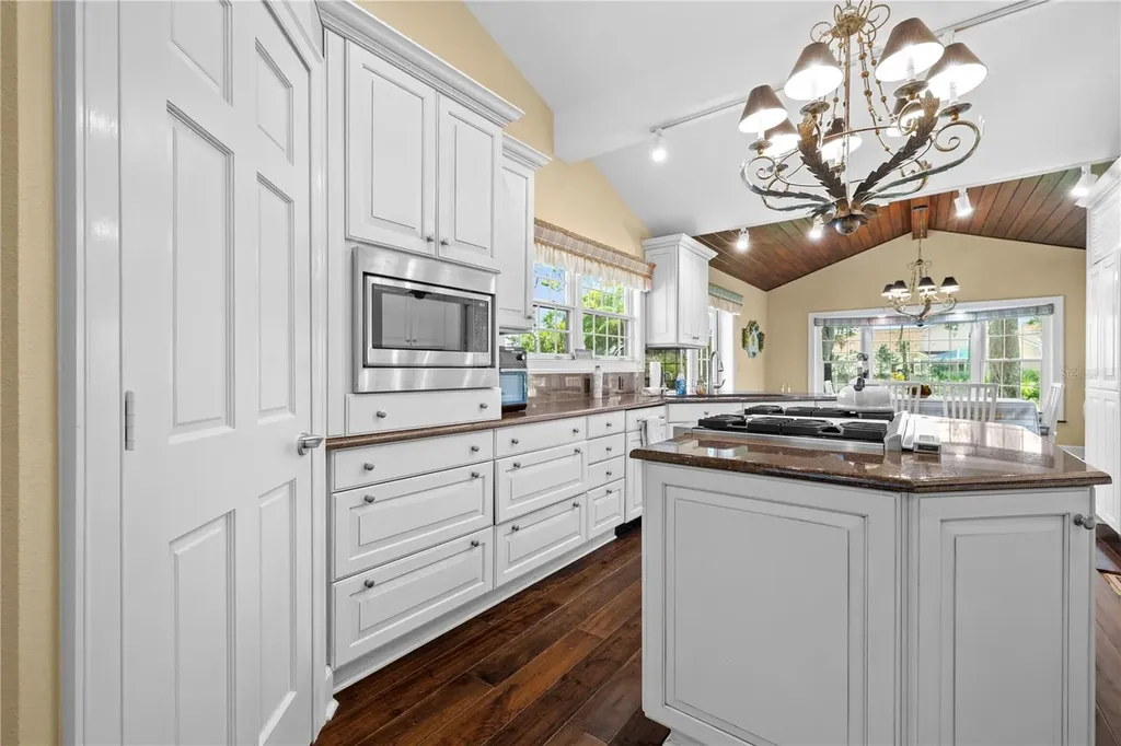 6305 Burning Tree Drive Seminole FL 33777
