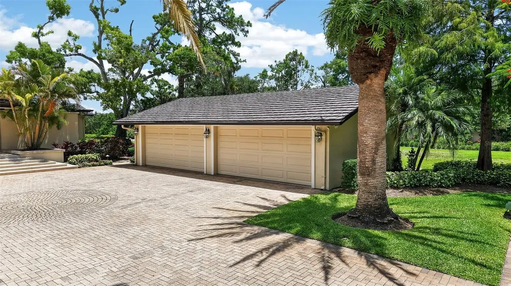 6305 Burning Tree Drive Seminole FL 33777