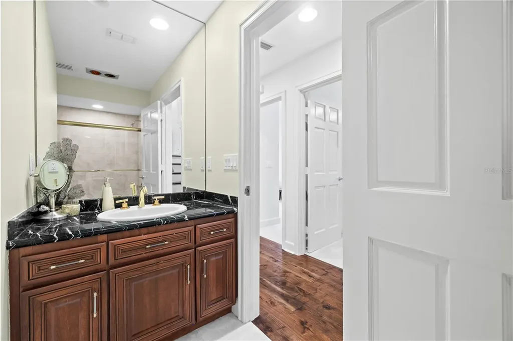 6305 Burning Tree Drive Seminole FL 33777