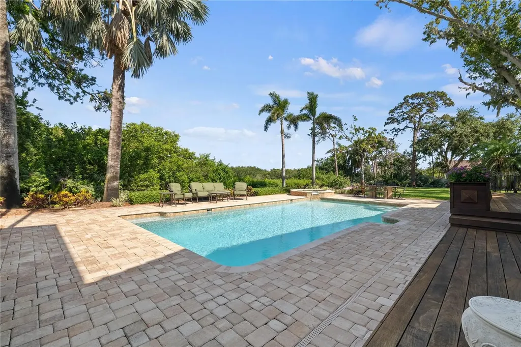 6305 Burning Tree Drive Seminole FL 33777