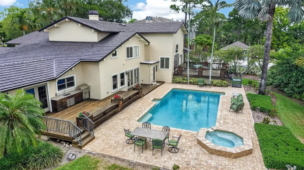 6305 Burning Tree Drive Seminole FL 33777