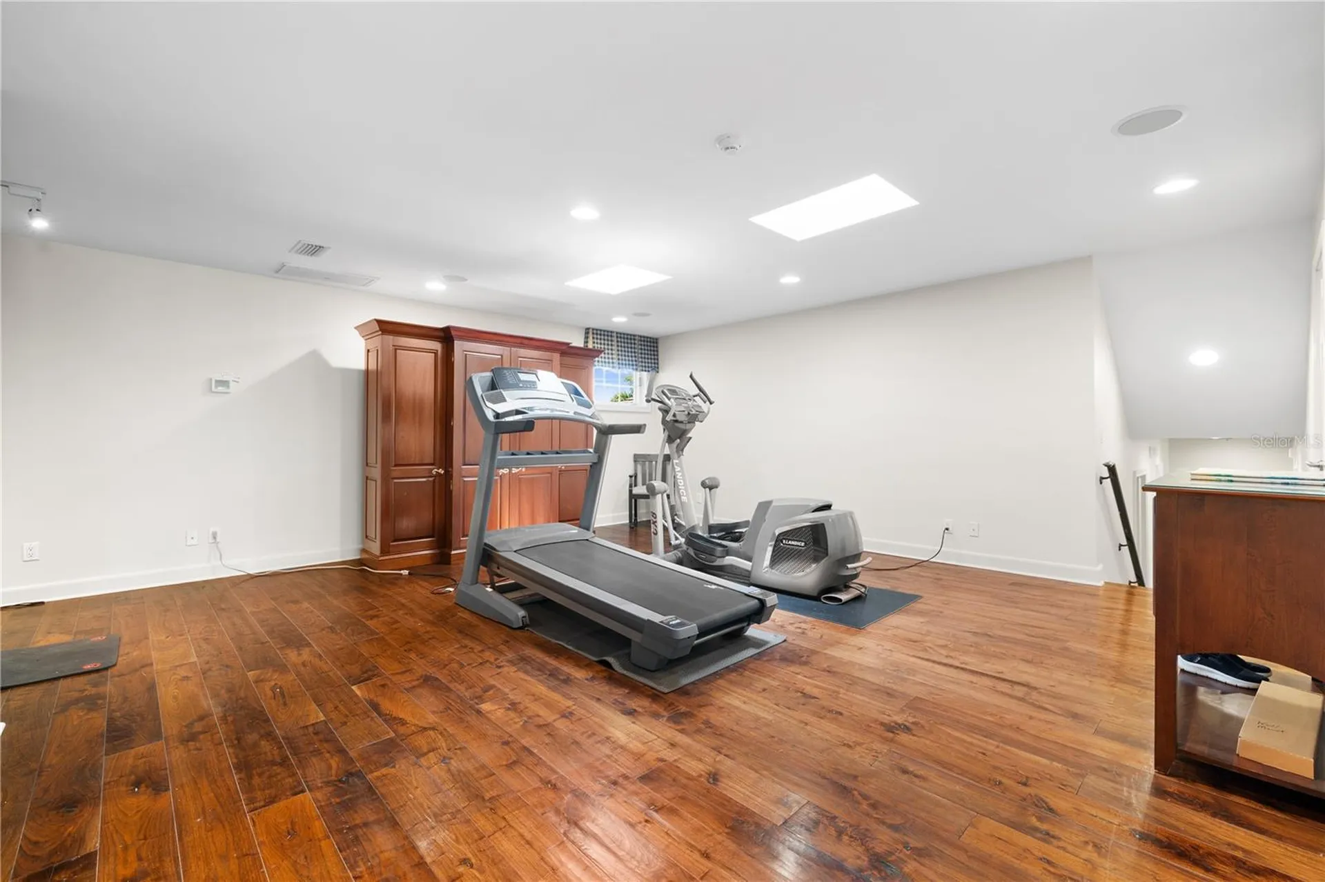 6305 Burning Tree Drive Seminole FL 33777