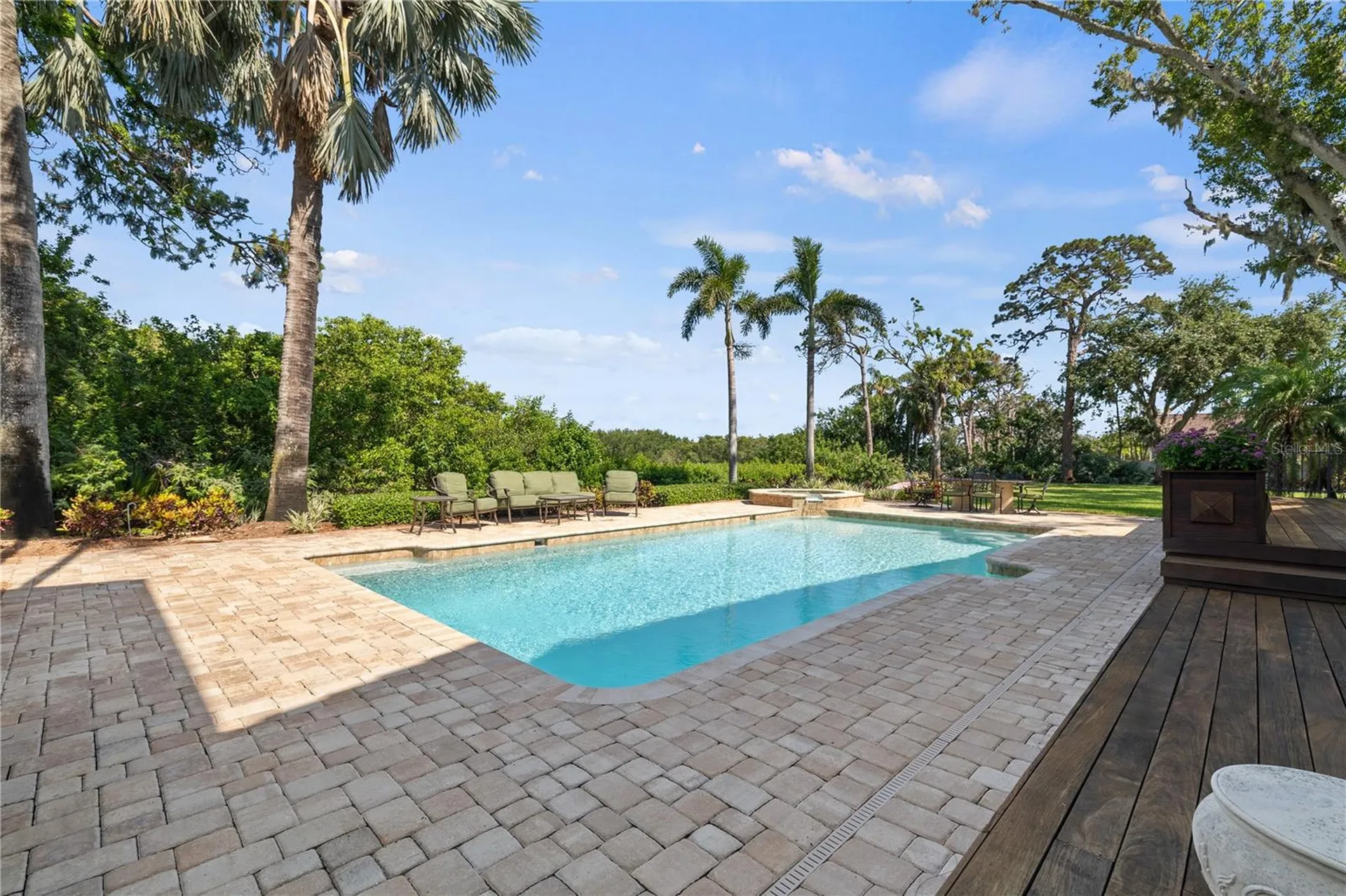 6305 Burning Tree Drive Seminole FL 33777