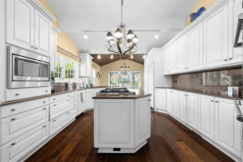 6305 Burning Tree Drive Seminole FL 33777