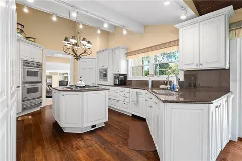 6305 Burning Tree Drive Seminole FL 33777