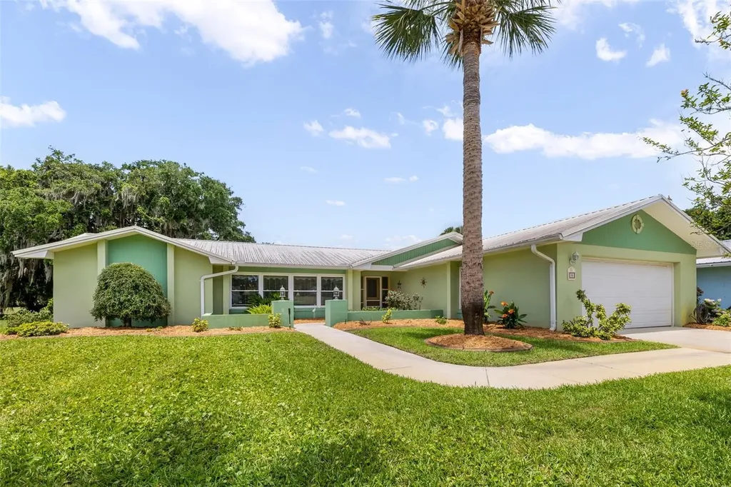 8 Courtney Place Palm Coast FL 32137