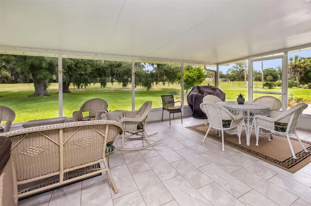 8 Courtney Place Palm Coast FL 32137