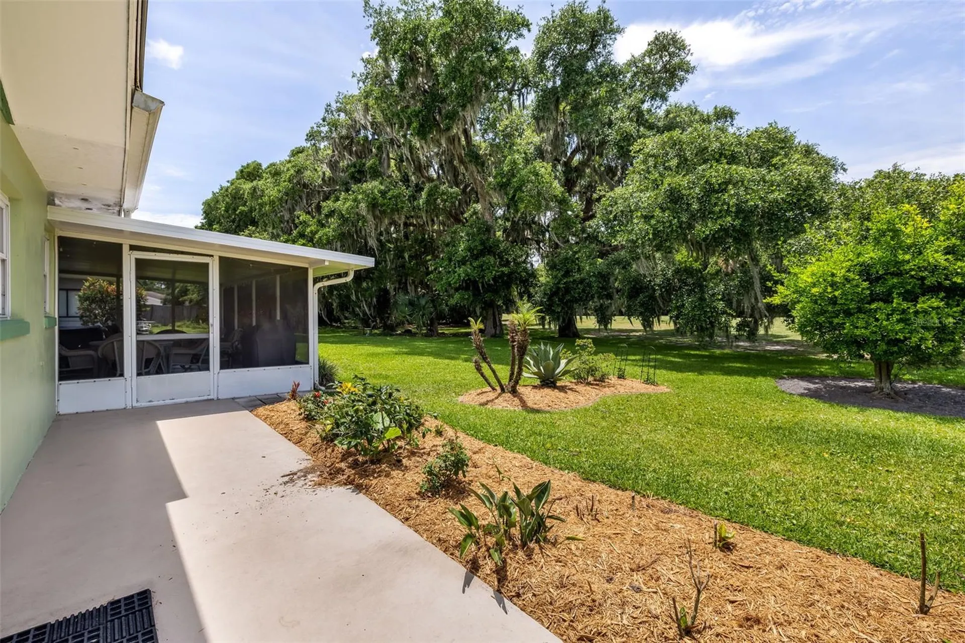 8 Courtney Place Palm Coast FL 32137