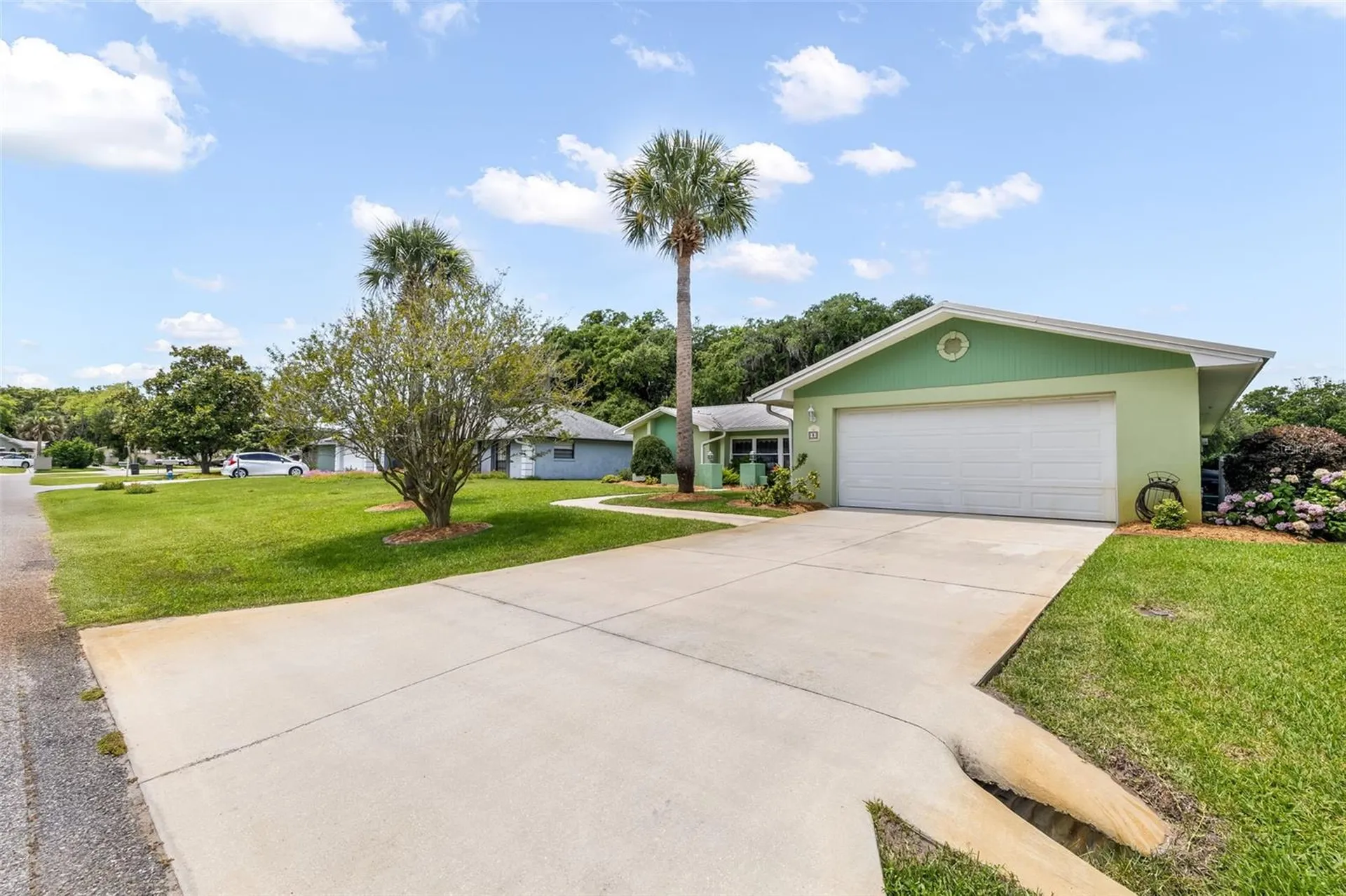8 Courtney Place Palm Coast FL 32137