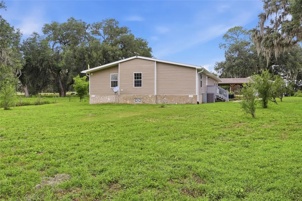 9468 Janmar Road Dade City FL 33525