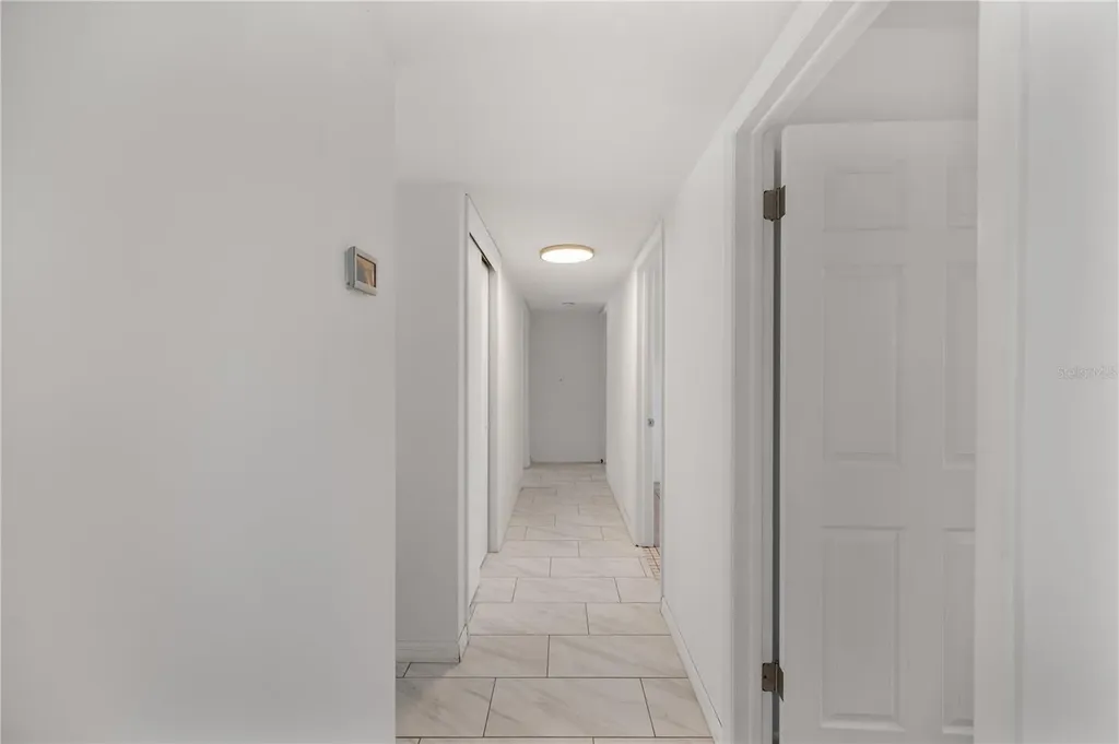 528 S Larry Circle Brandon FL 33511