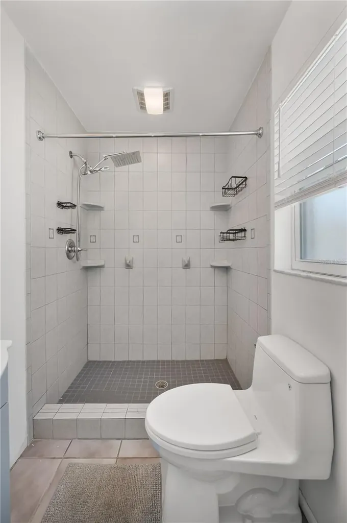 528 S Larry Circle Brandon FL 33511