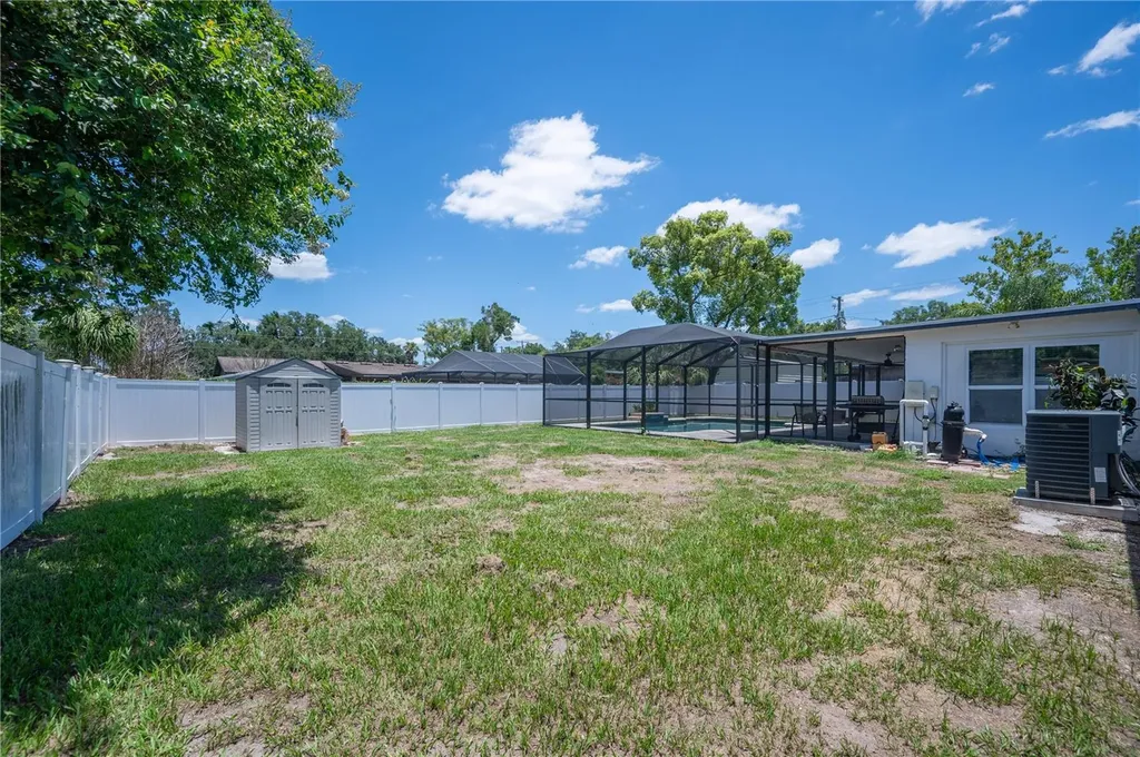 528 S Larry Circle Brandon FL 33511