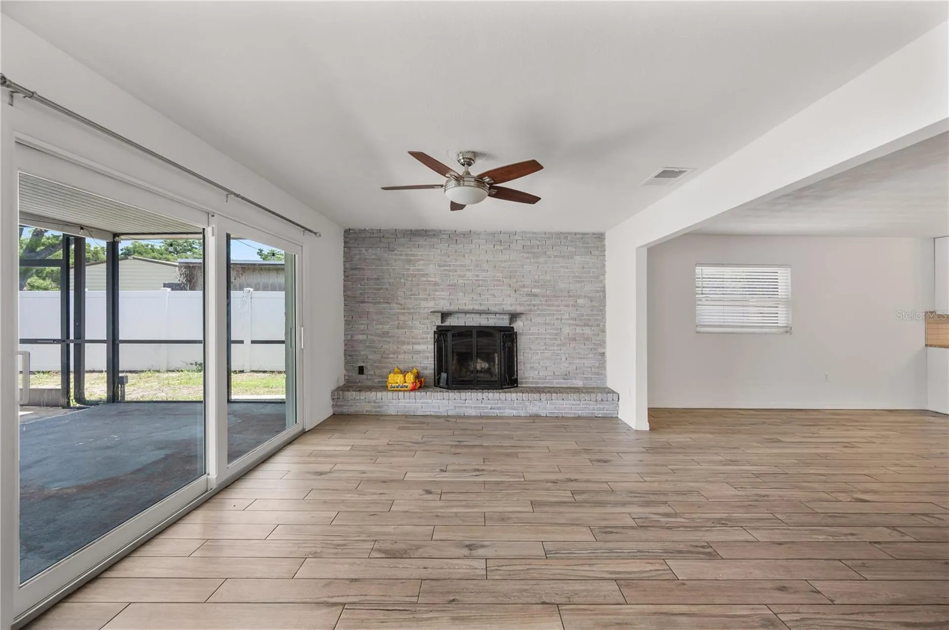528 S Larry Circle Brandon FL 33511