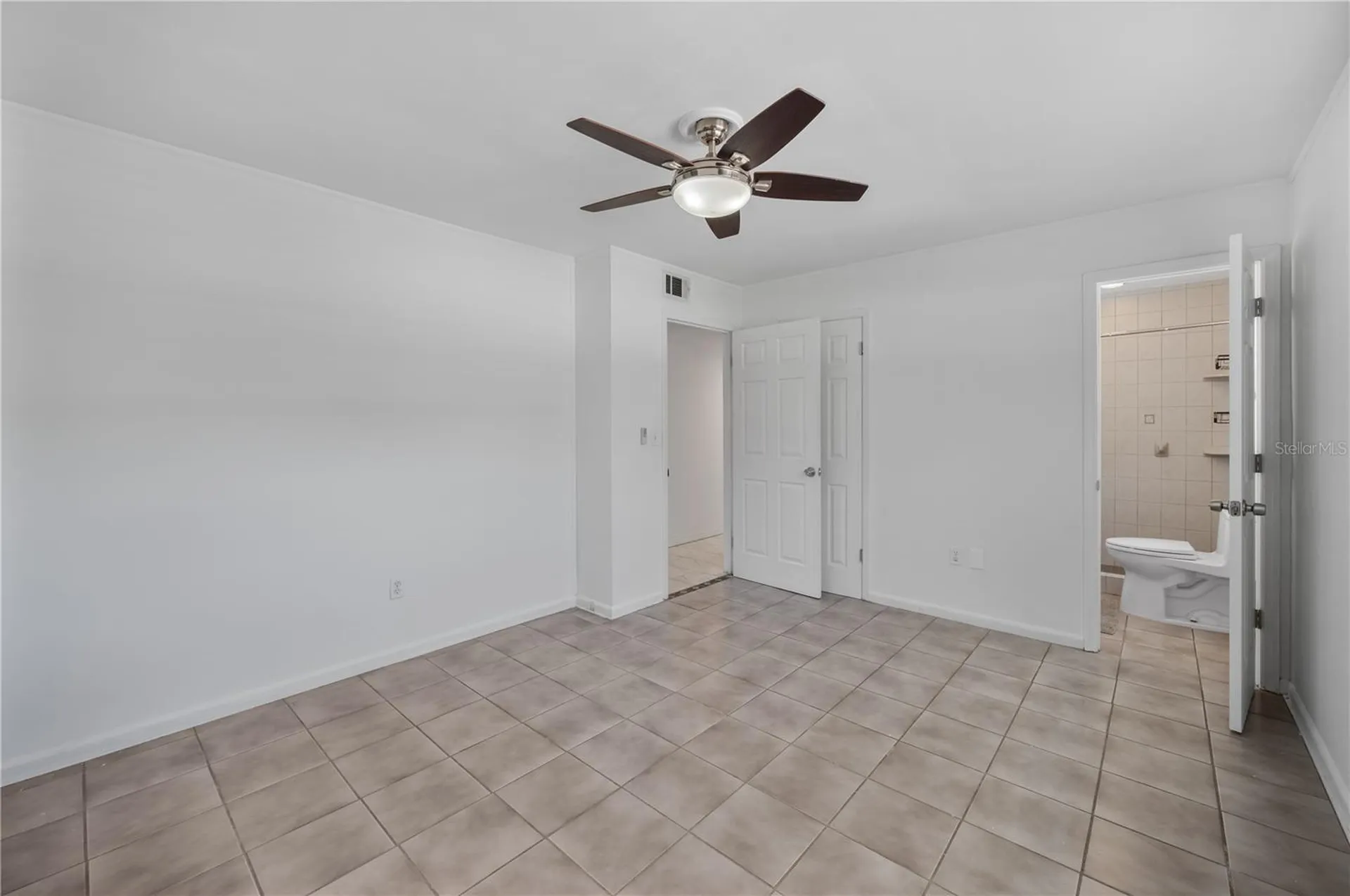 528 S Larry Circle Brandon FL 33511