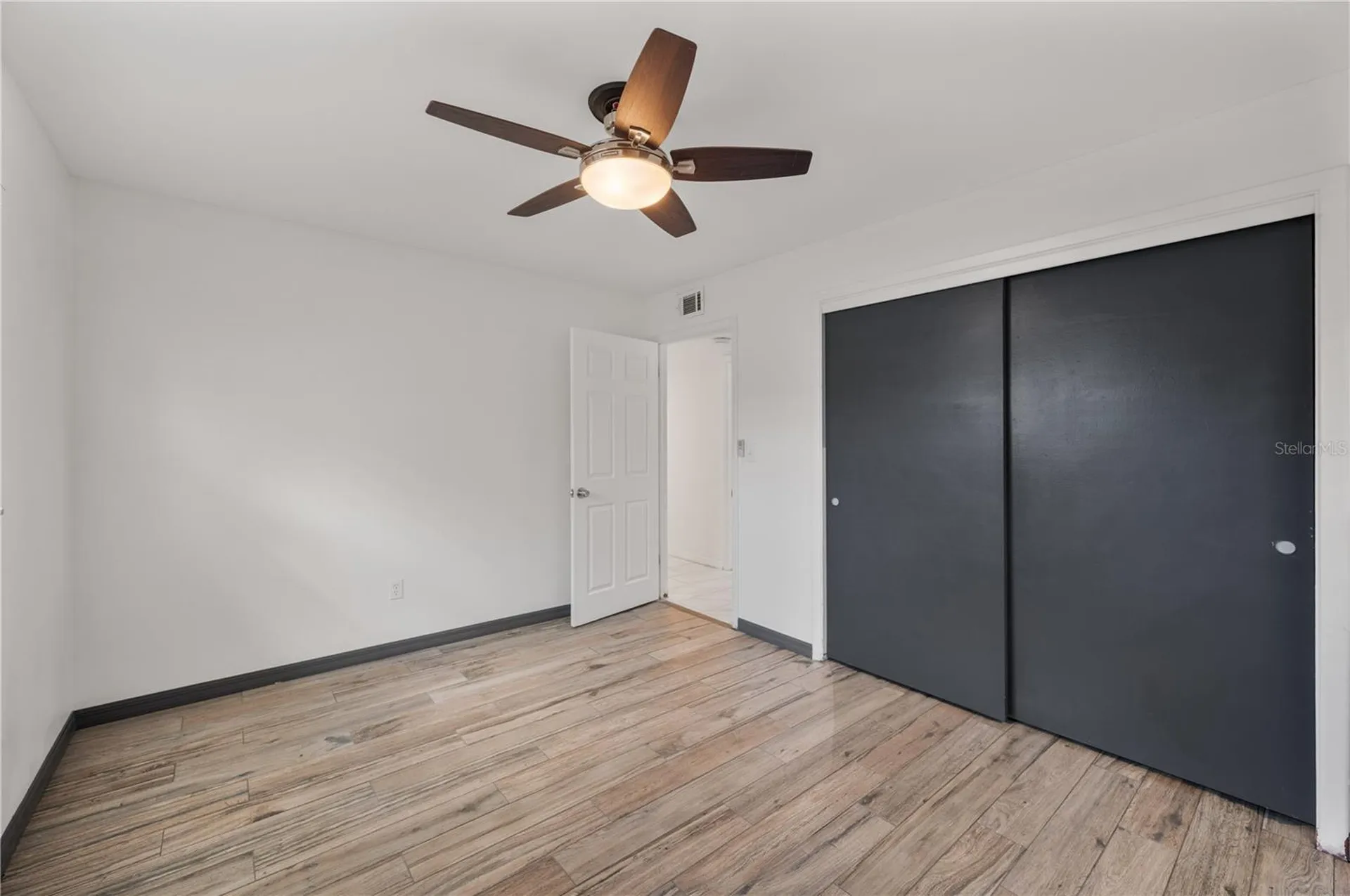 528 S Larry Circle Brandon FL 33511