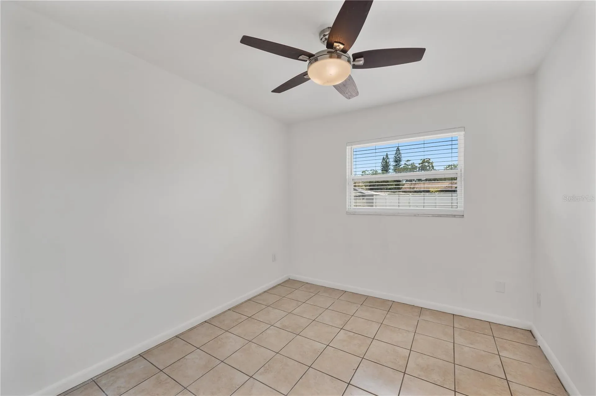 528 S Larry Circle Brandon FL 33511