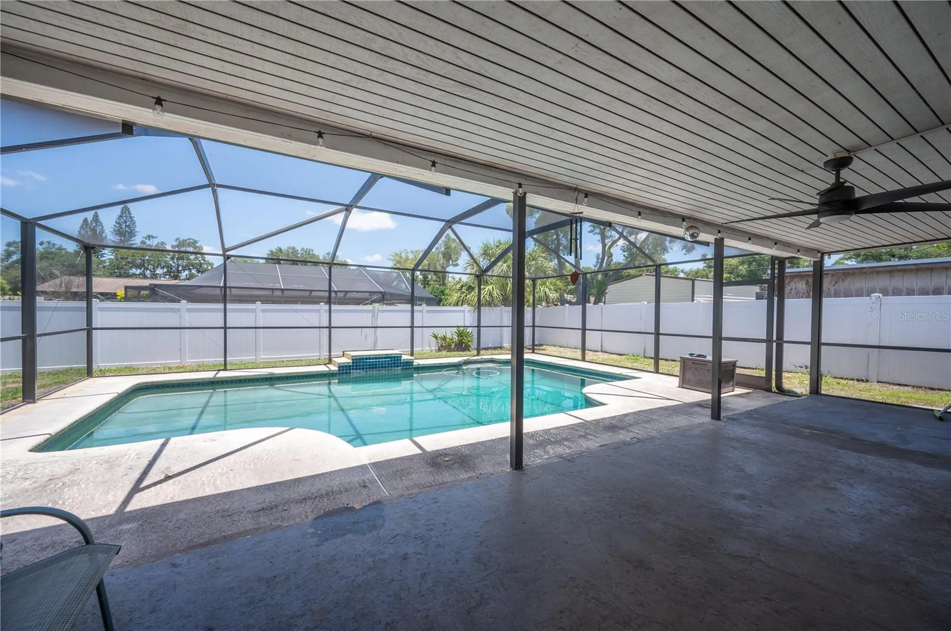 528 S Larry Circle Brandon FL 33511