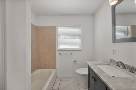 528 S Larry Circle Brandon FL 33511