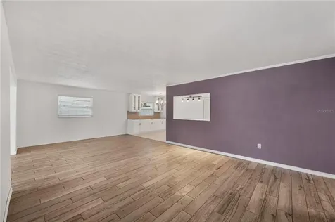 528 S Larry Circle Brandon FL 33511