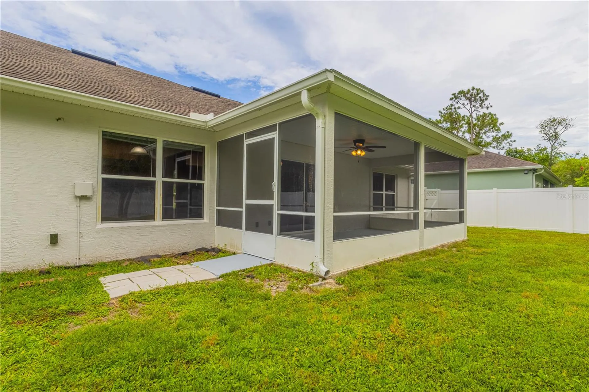 13 Zinnia Trail Palm Coast FL 32164