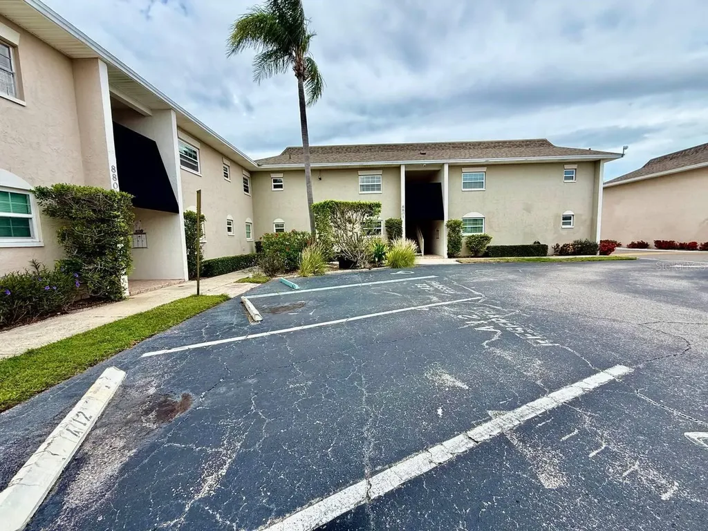 8801 Bay Pointe Drive Tampa FL 33615
