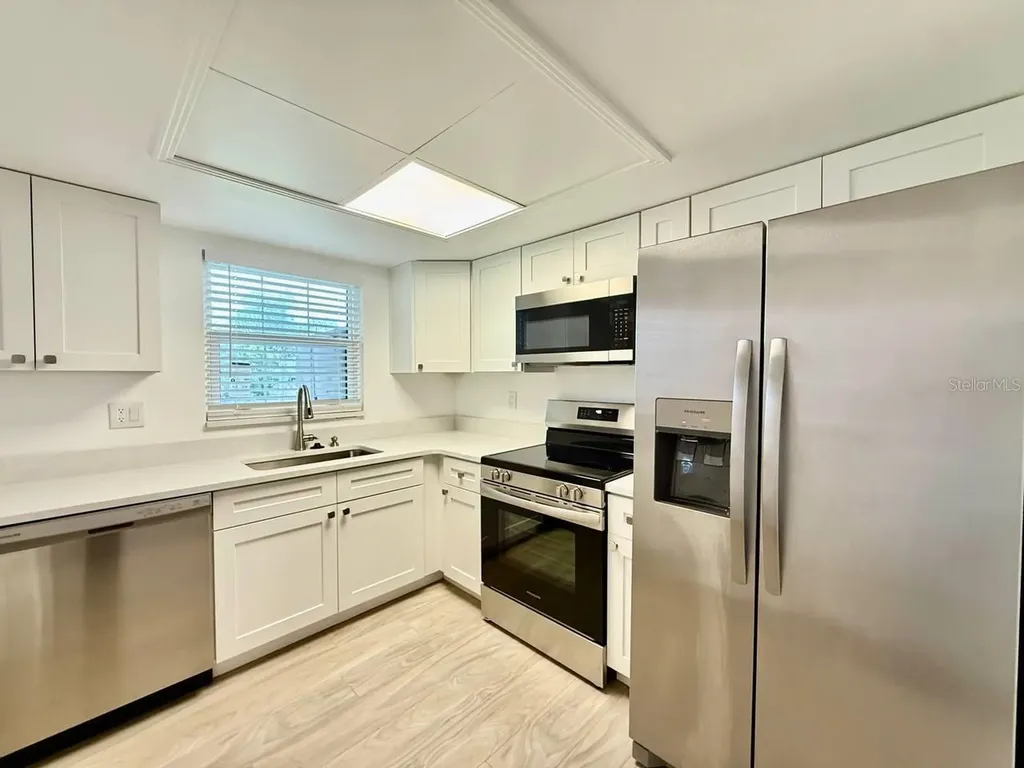 8801 Bay Pointe Drive Tampa FL 33615