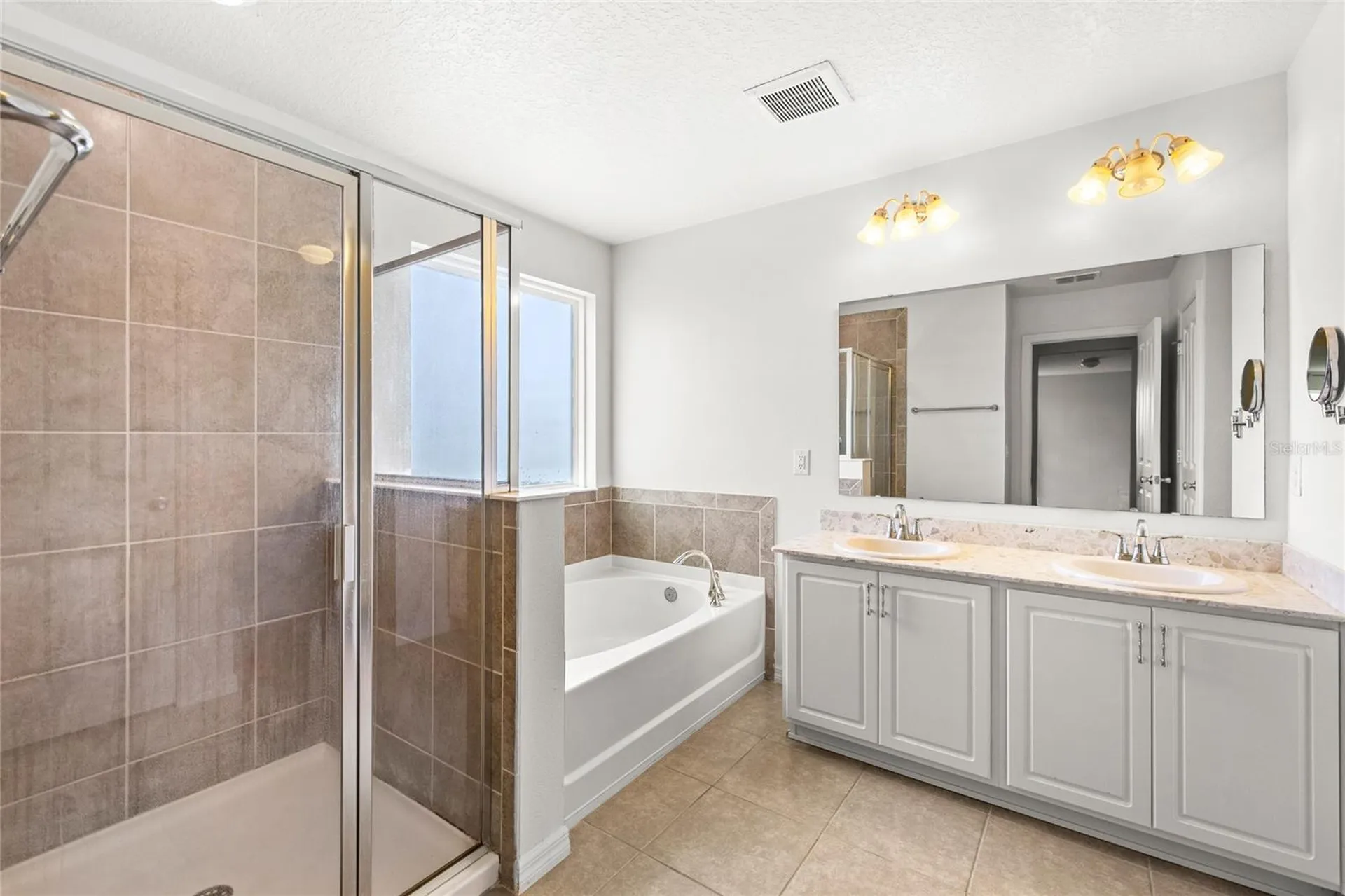 12135 Carson Drive Orlando FL 32824
