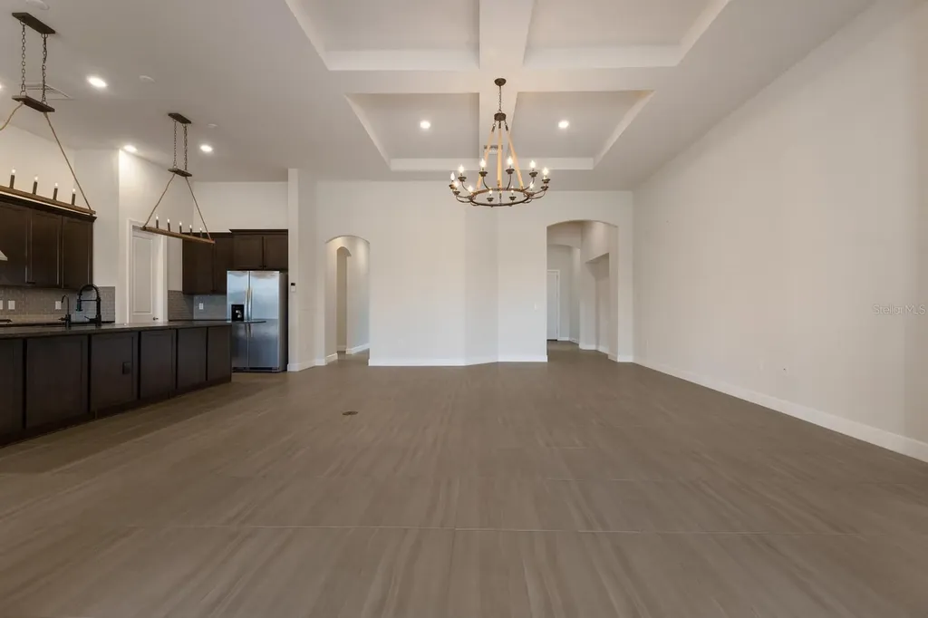 712 Sigsbee Loop Sarasota FL 34240